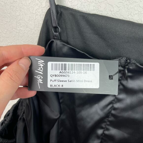 BNWT! NASTY GAL Cold Shoulder Mini Dress Size 4 - Picture 3 of 9